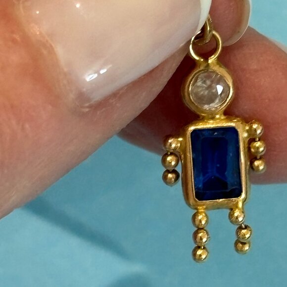 14K Yellow Gold Boy Charm/Pendant - Picture 3 of 15